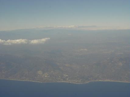 Coastline just north of LA, looking towards Malibu<br>Location: <a href="https://www.google.com/maps/search/?api=1&query=33.97388,-118.6821" target="_new">Over Pacific Ocean</a>